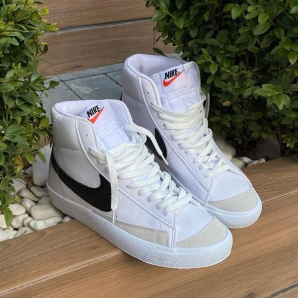 Nike Blazer Mid 77