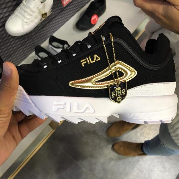 Fila Disruptor Negro/Oro