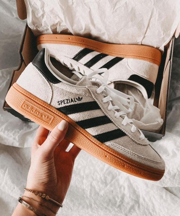 295799bd-e0cd-4ce4-a429-22c19b773516 Adidas Handball Spezial Crema