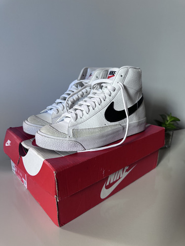 D_621542-MLB82021414851_012025-O Nike Blazer MID Blancos