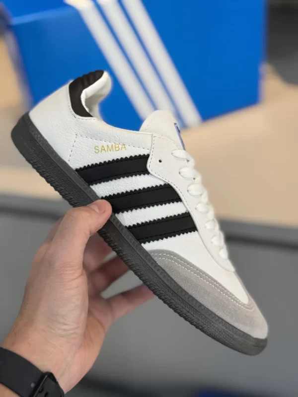 img_7647-c825289ce0dc77e86d17601899921661-640-0 Adidas Samba Blancas